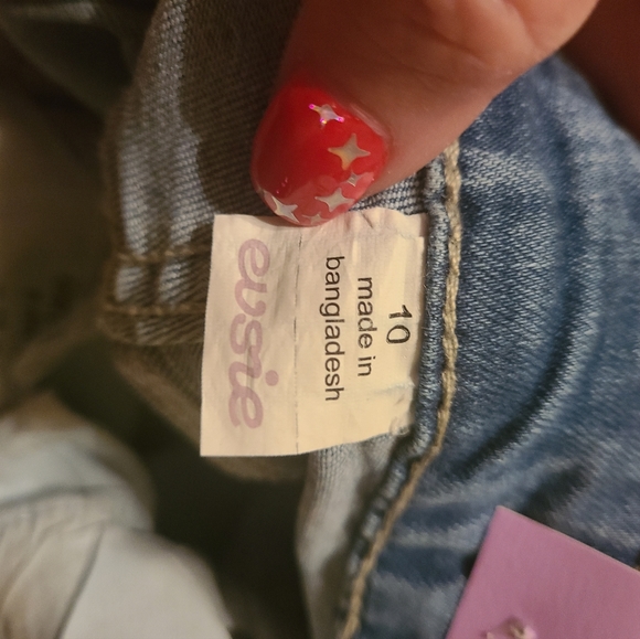 NWT evsie Girl's Jeans from Maurices size 10 - Picture 5 of 6